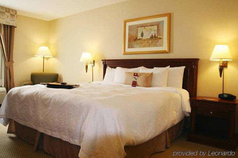 Hampton Inn & Suites By Hilton Toronto Airport Mississauga Pokój zdjęcie